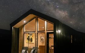 Yellowstone Peaks Hotel